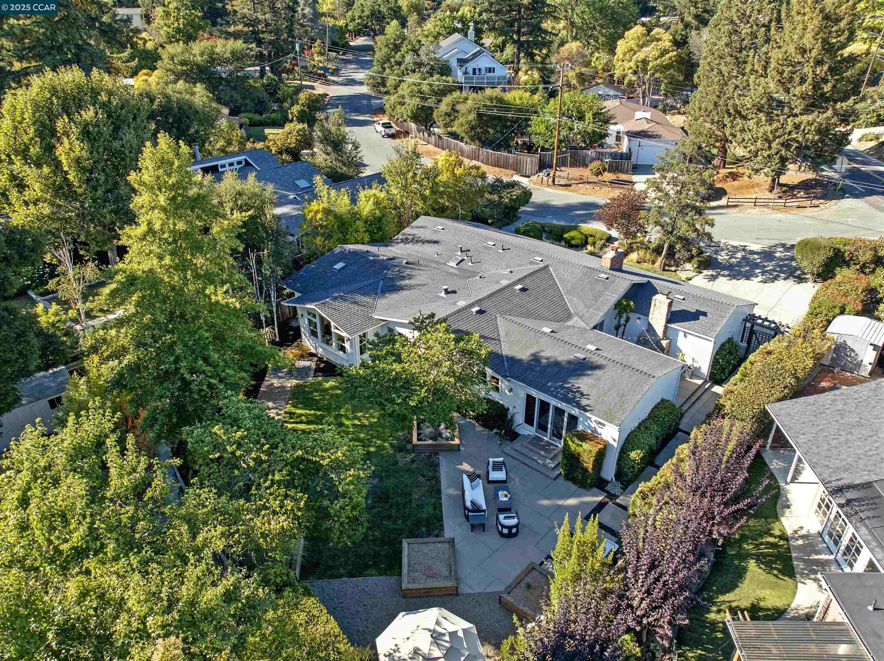101 Meadow Ln