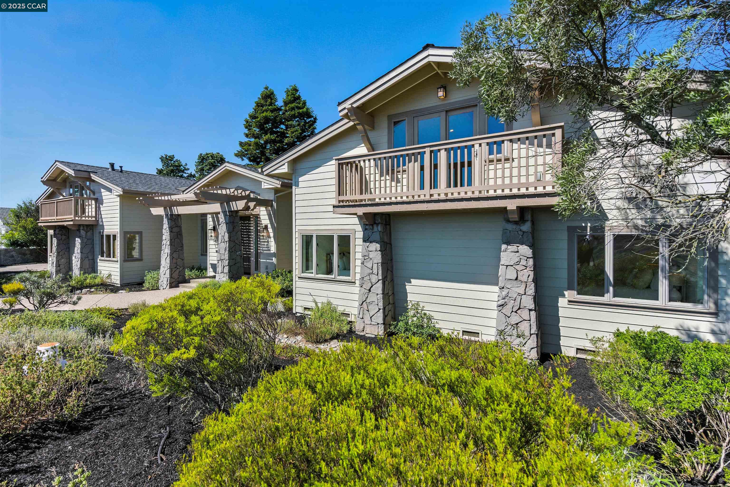 89 Donald Dr