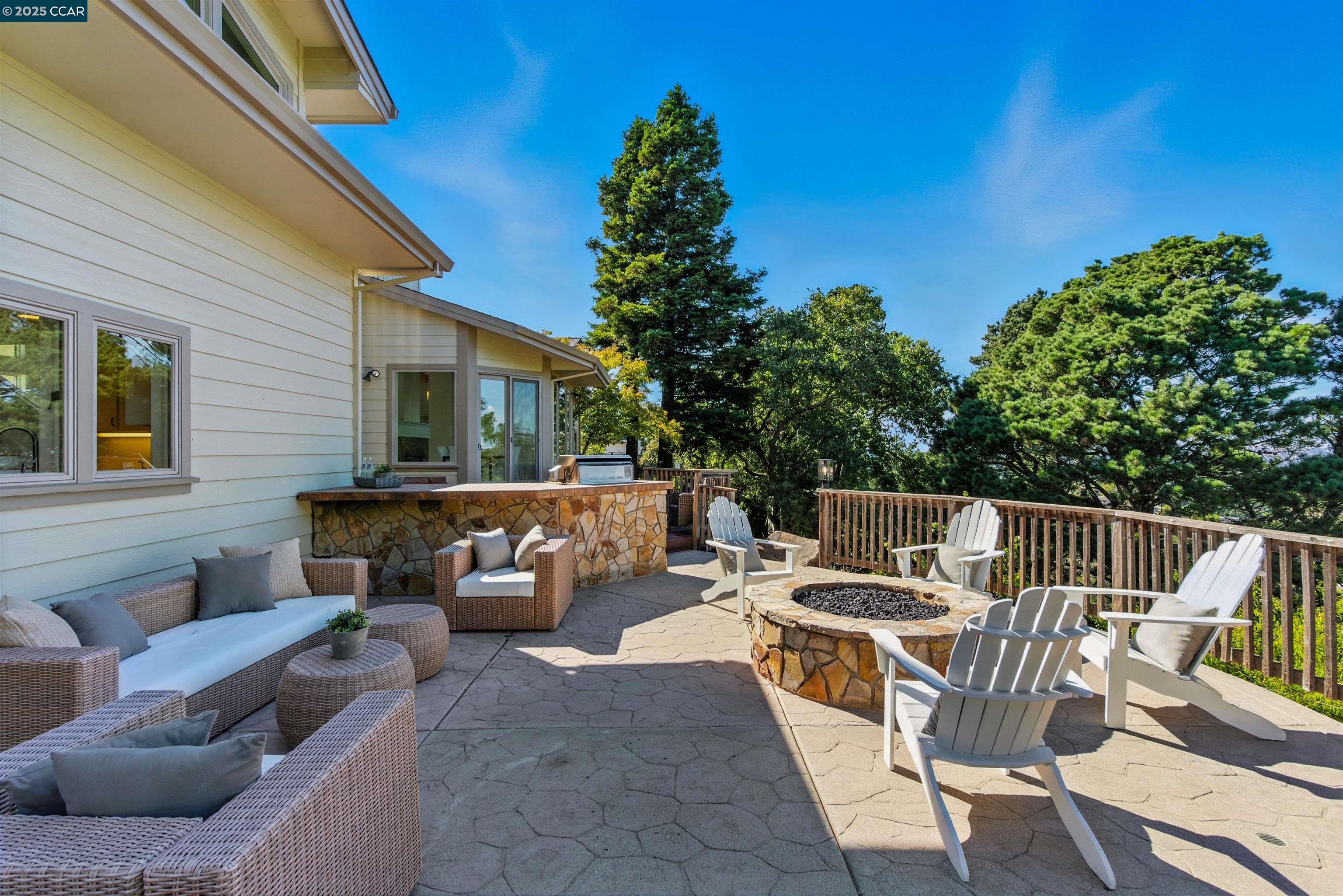 89 Donald Dr