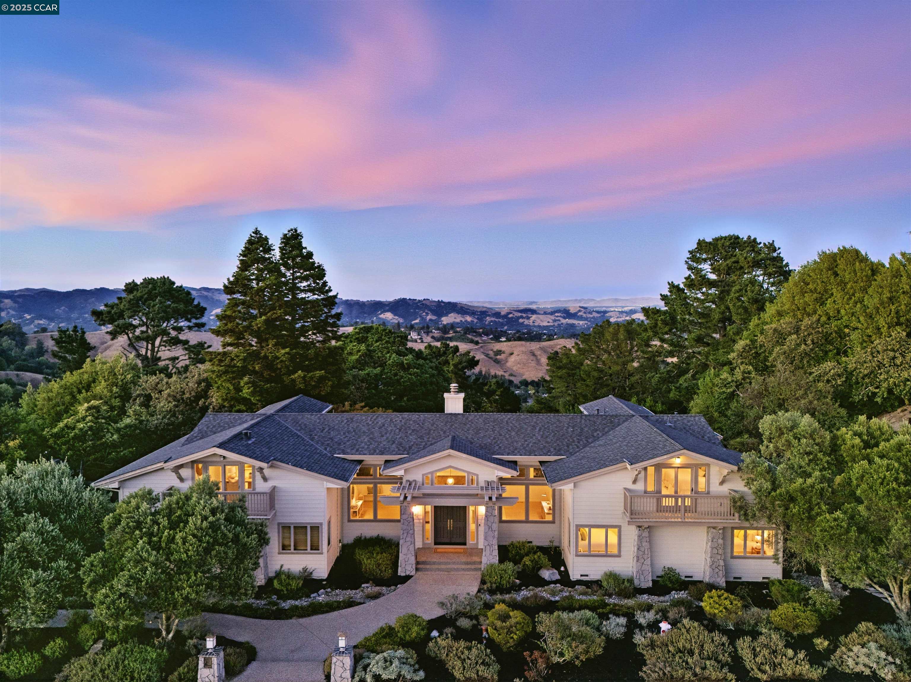 89 Donald Dr