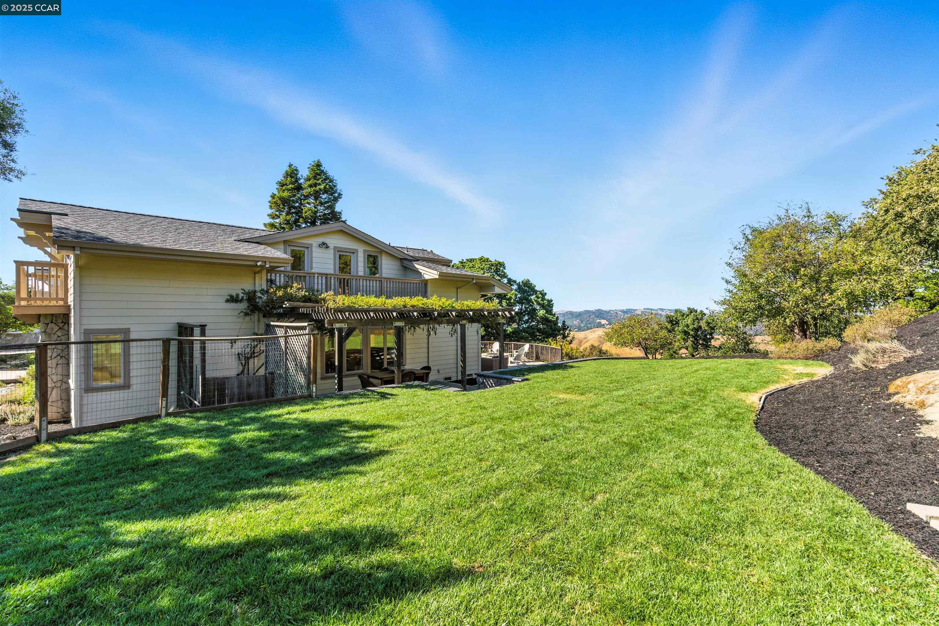 89 Donald Dr