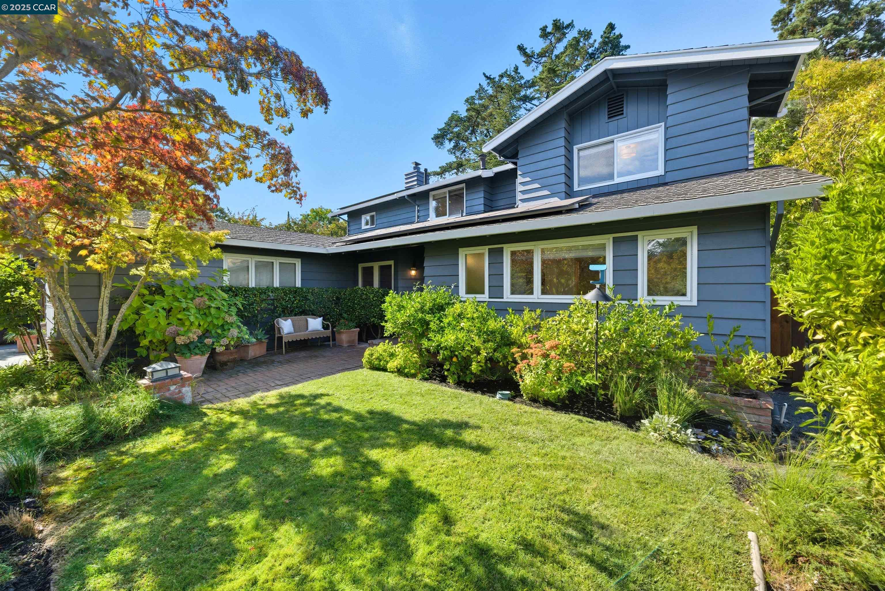 81 Coral Dr