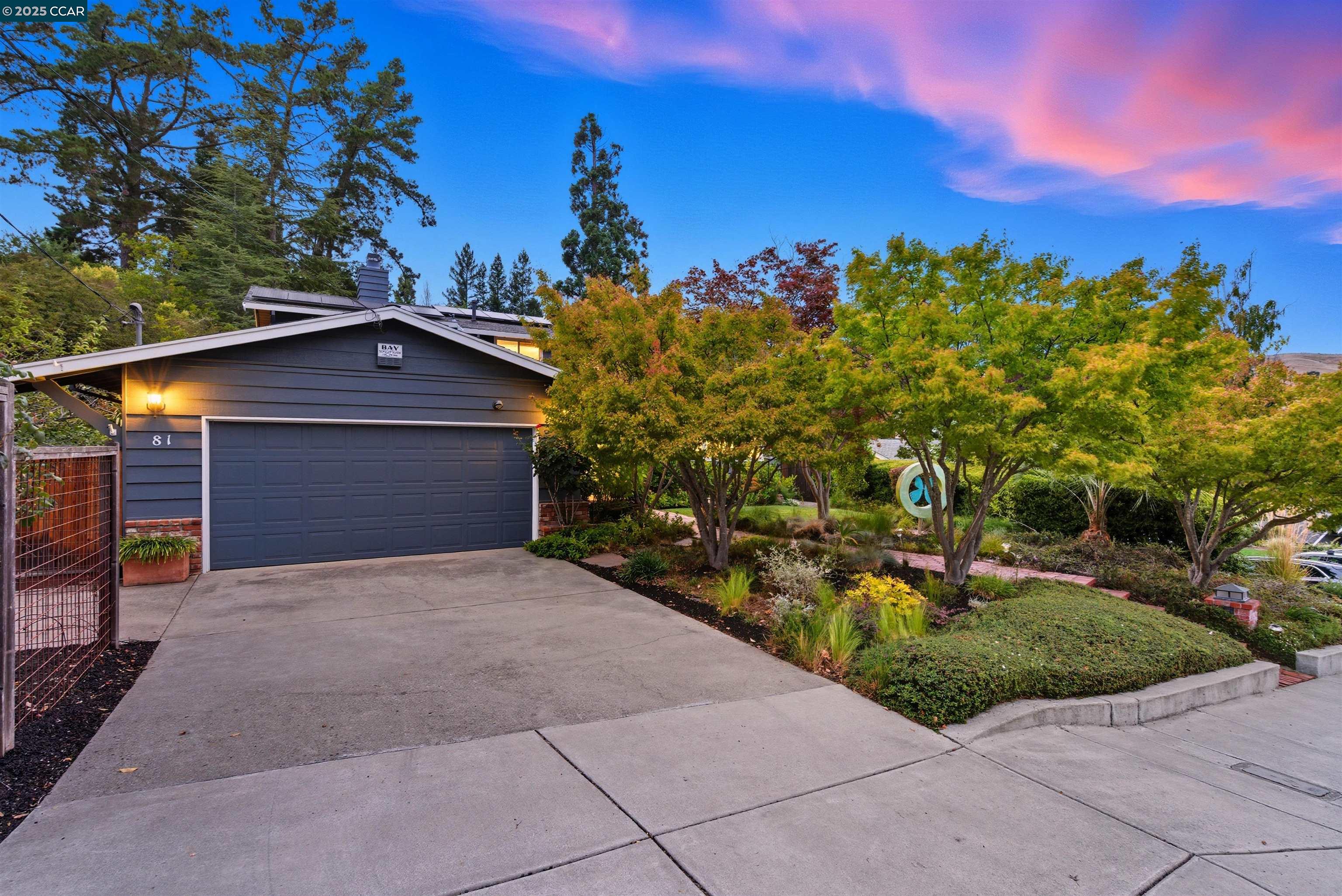 81 Coral Dr