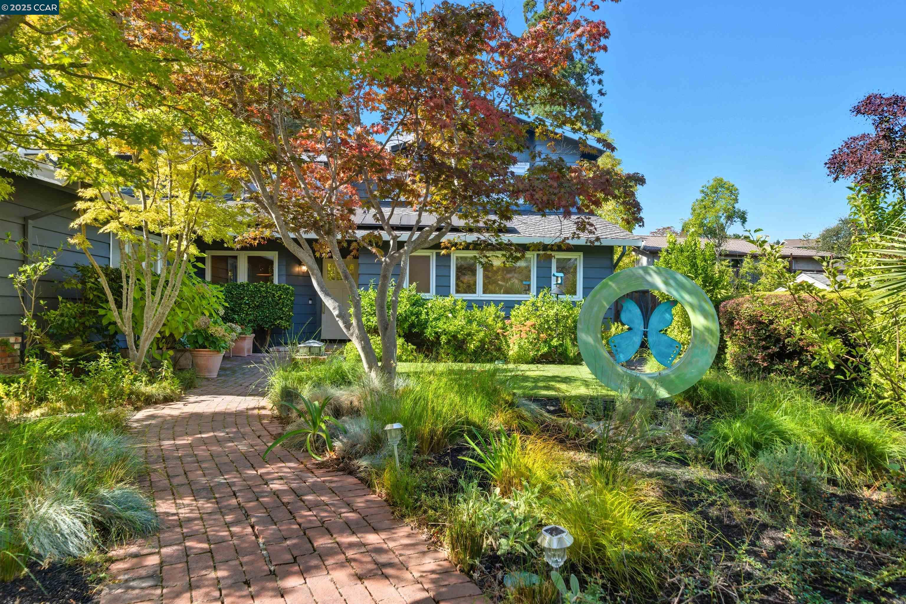 81 Coral Dr
