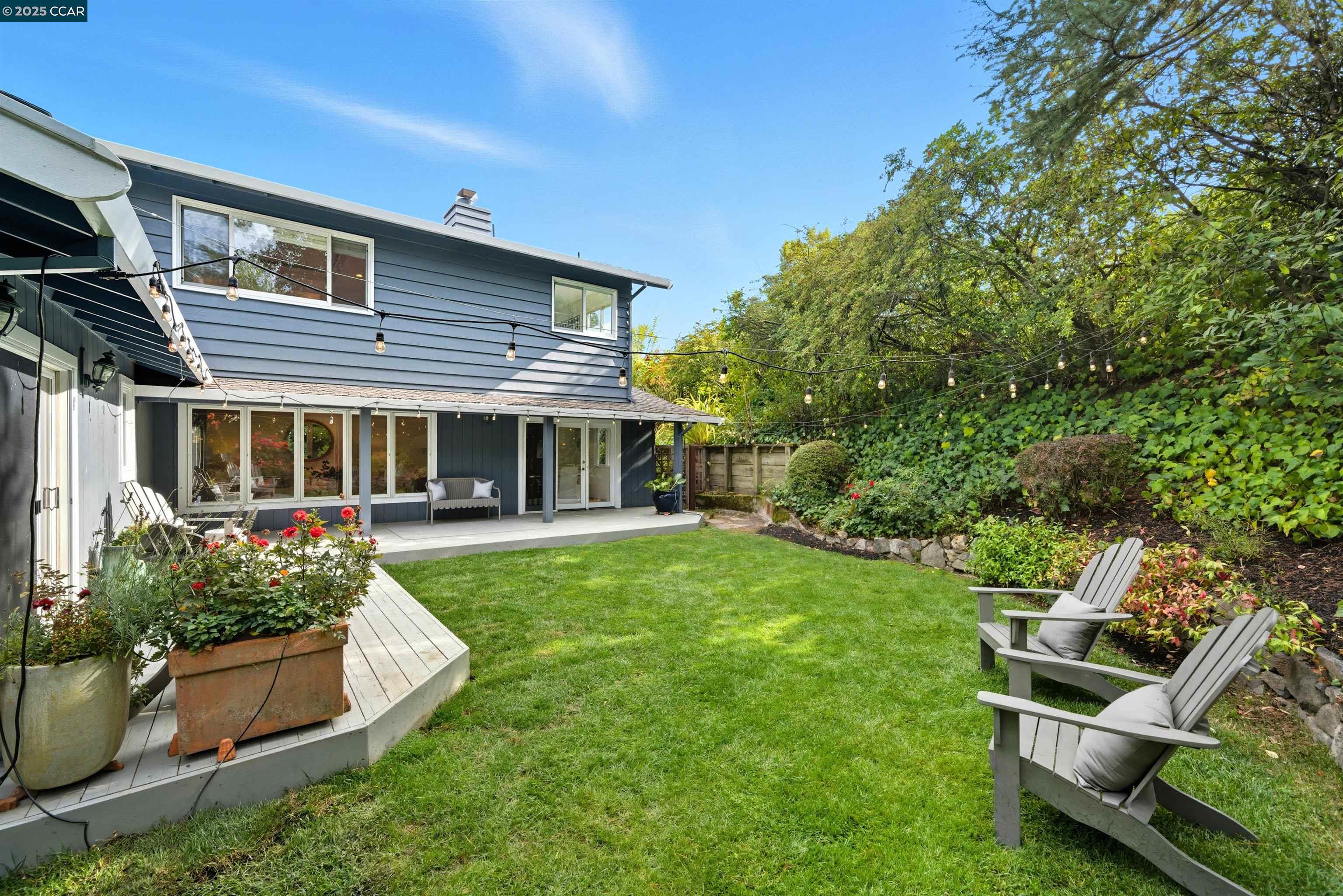 81 Coral Dr