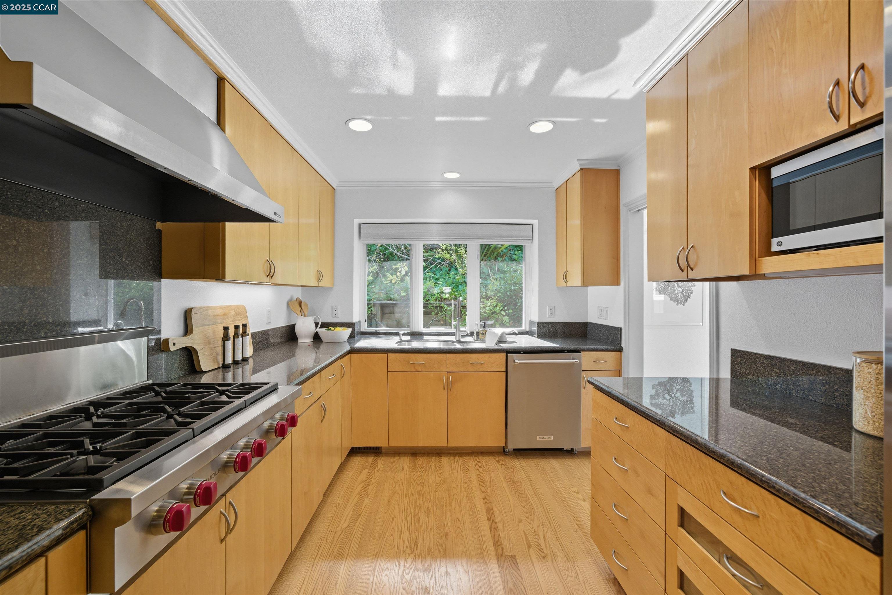81 Coral Dr