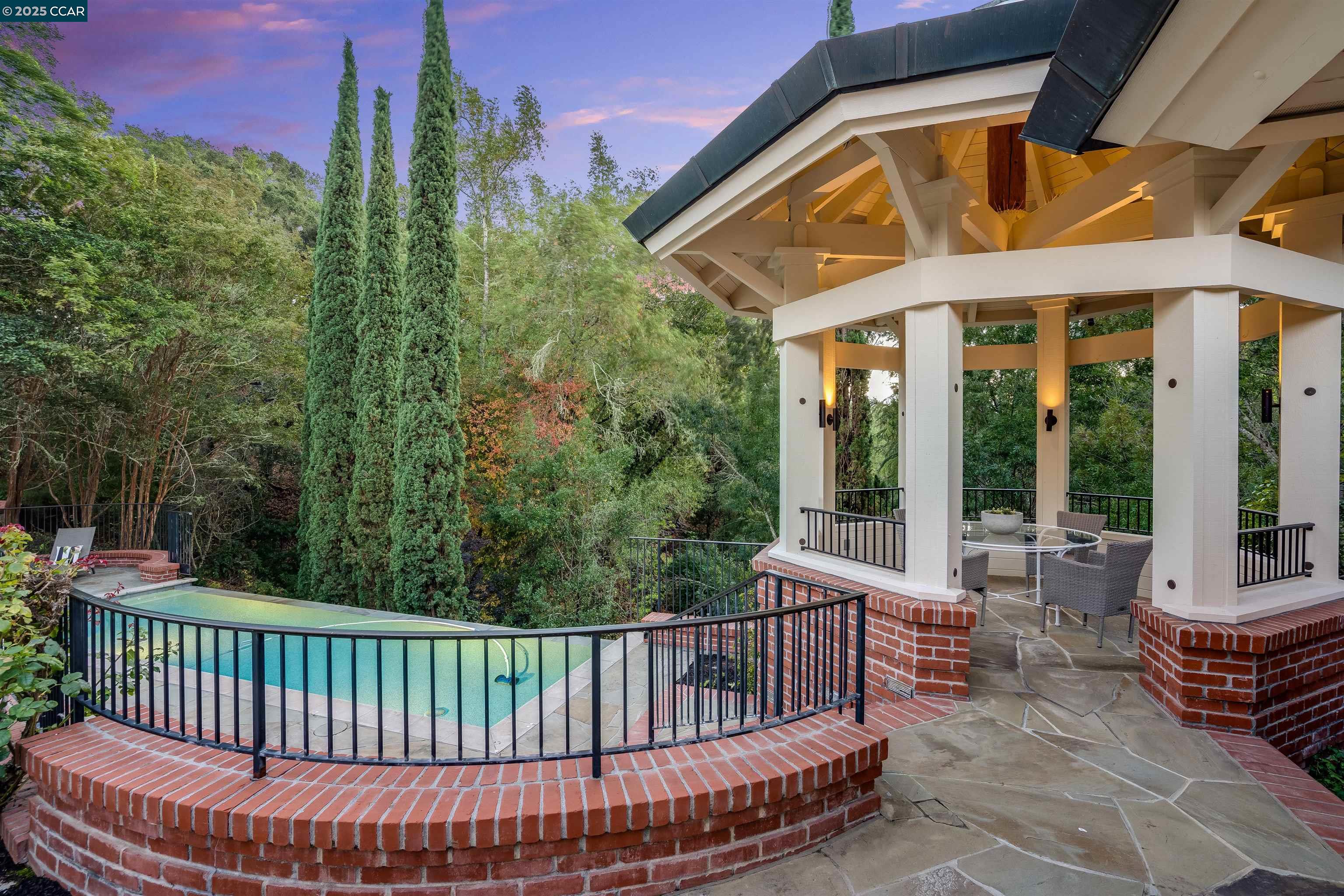 15 Orinda View Road, Orinda