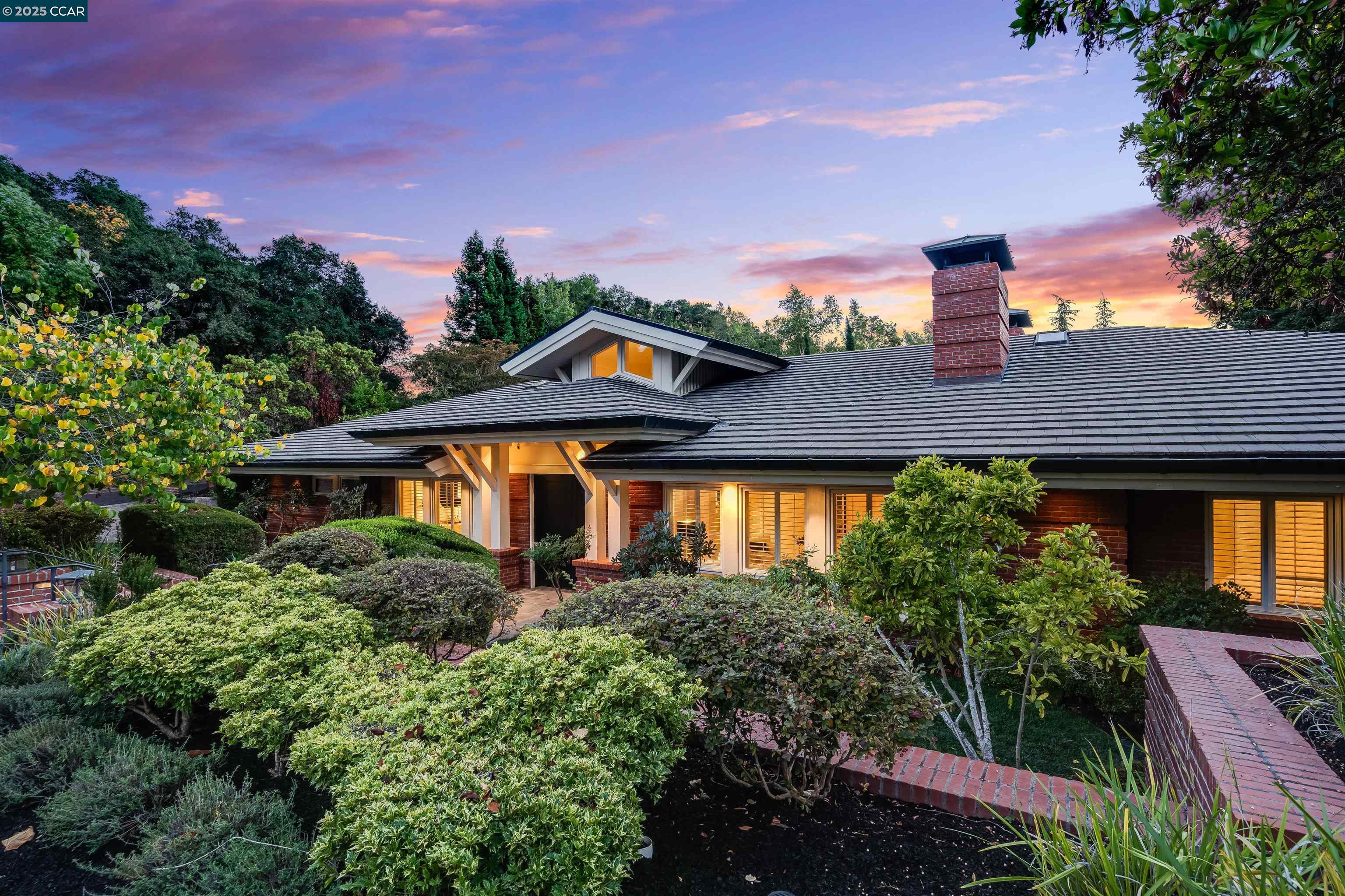 15 Orinda View Road, Orinda
