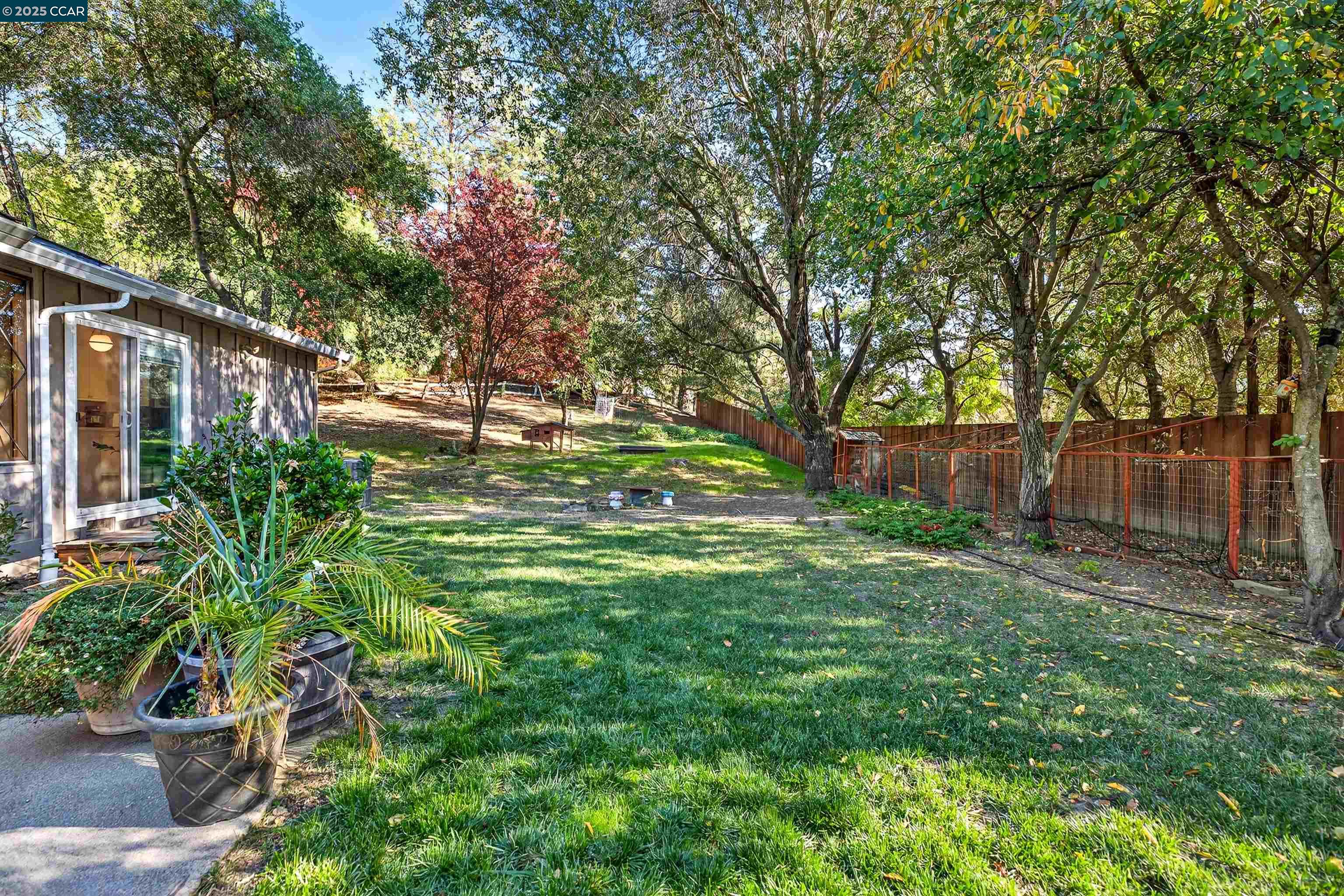 10 Chelton Ct, Orinda