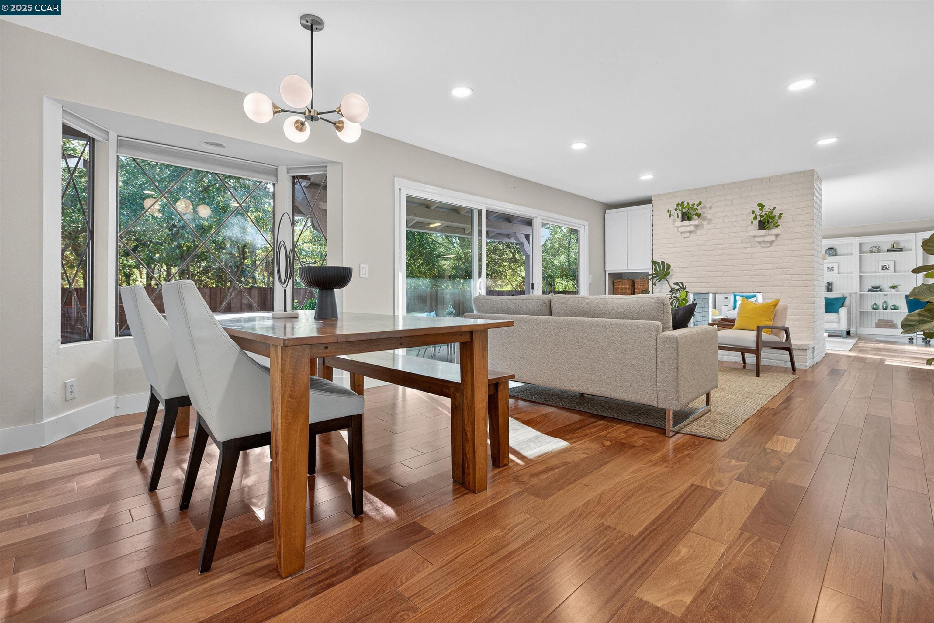 10 Chelton Ct, Orinda