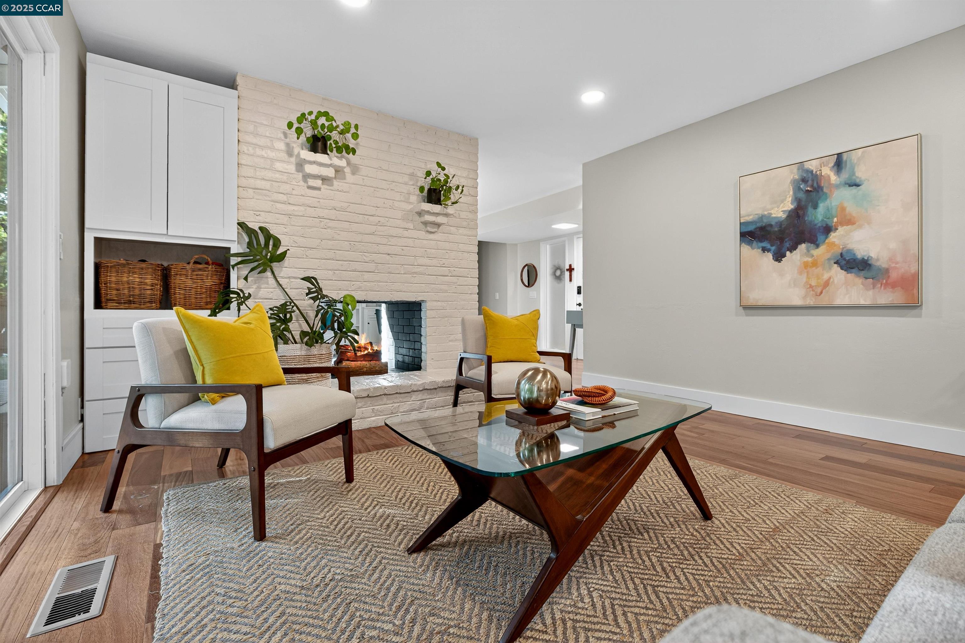 10 Chelton Ct, Orinda