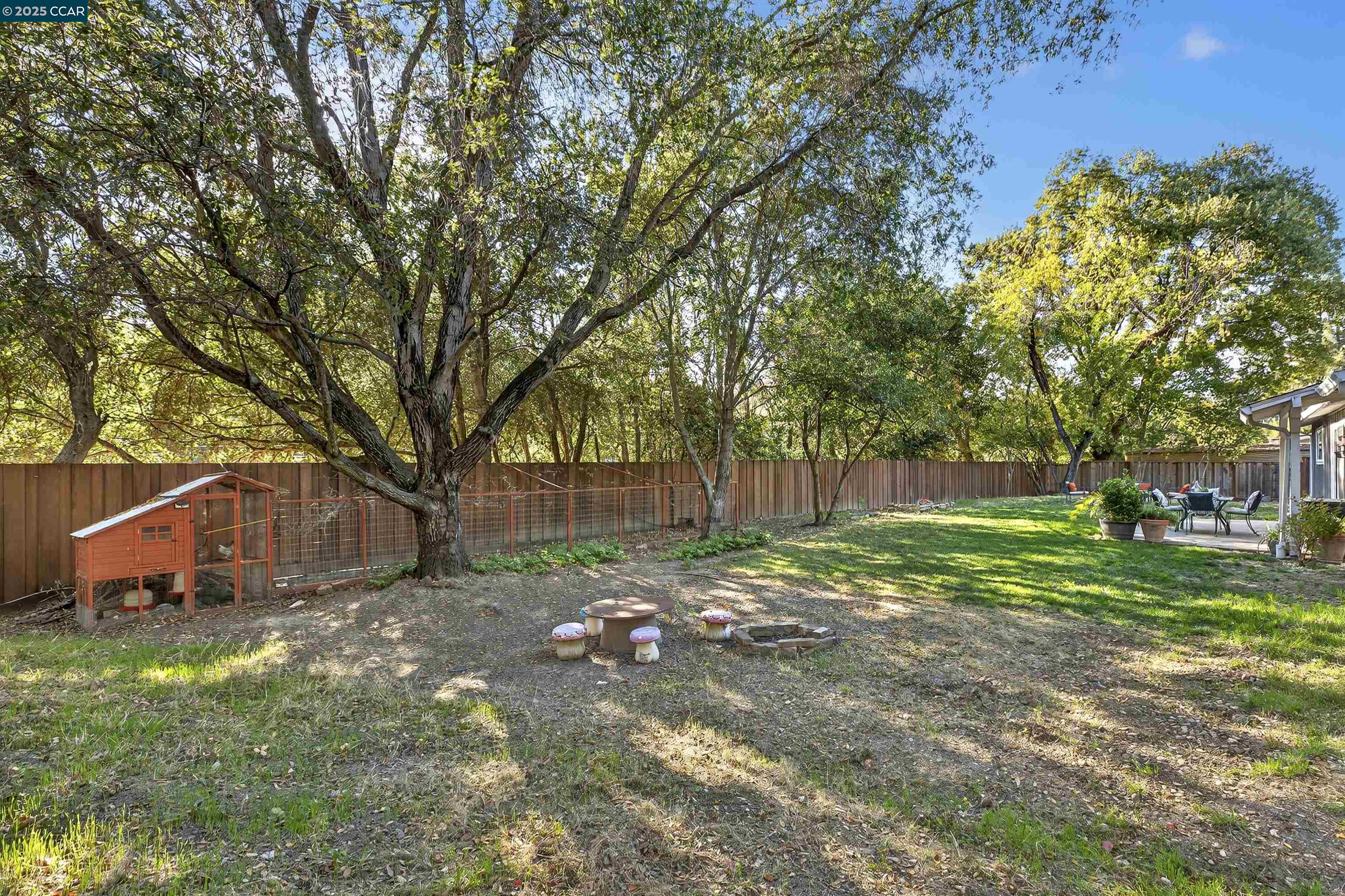 10 Chelton Ct, Orinda