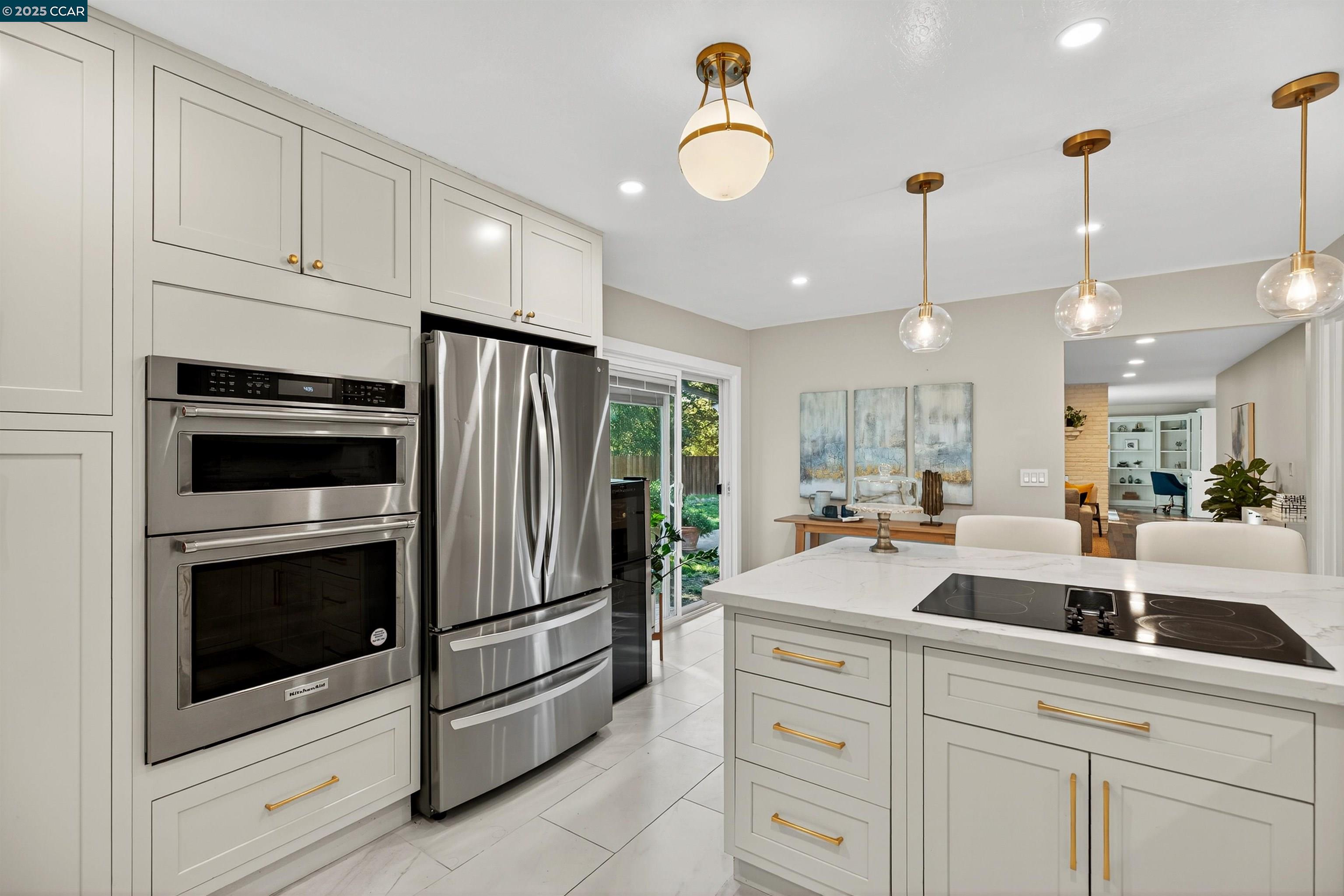 10 Chelton Ct, Orinda