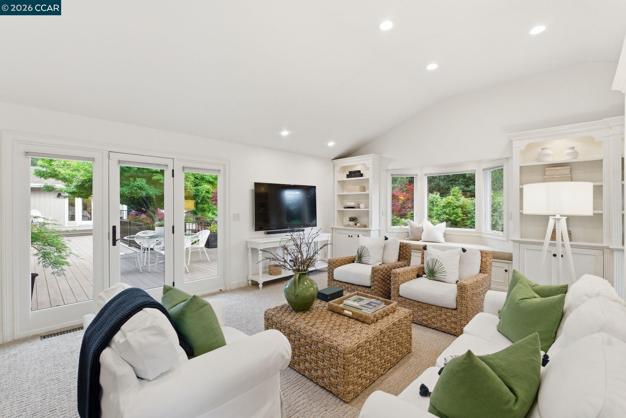 80 Tara Rd