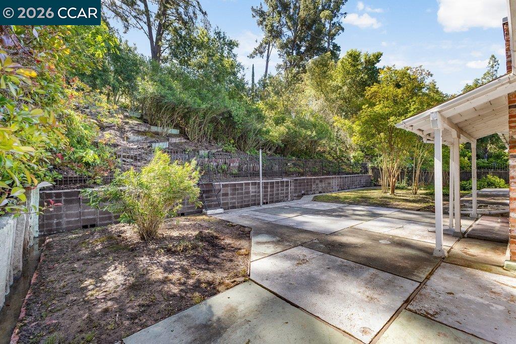 8 Ramona Drive