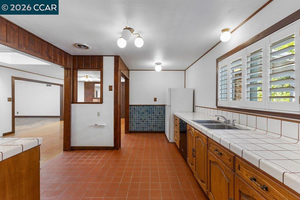 8 Ramona Drive