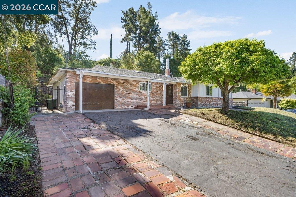 8 Ramona Drive