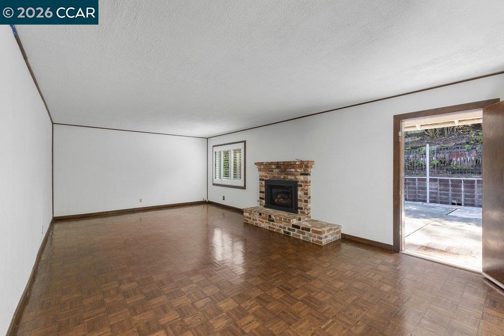 8 Ramona Drive