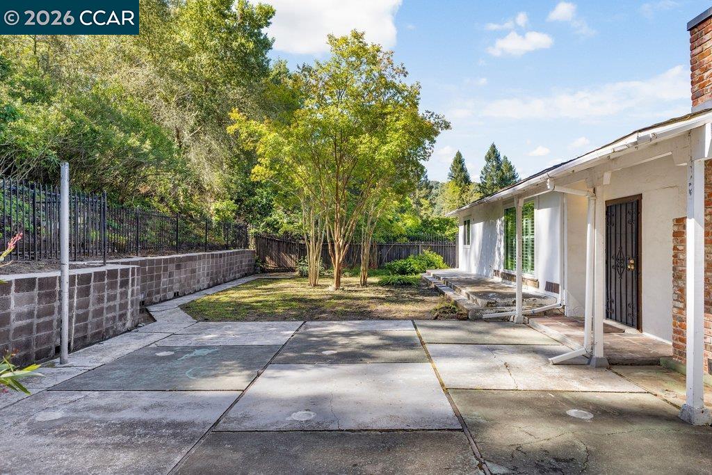 8 Ramona Drive