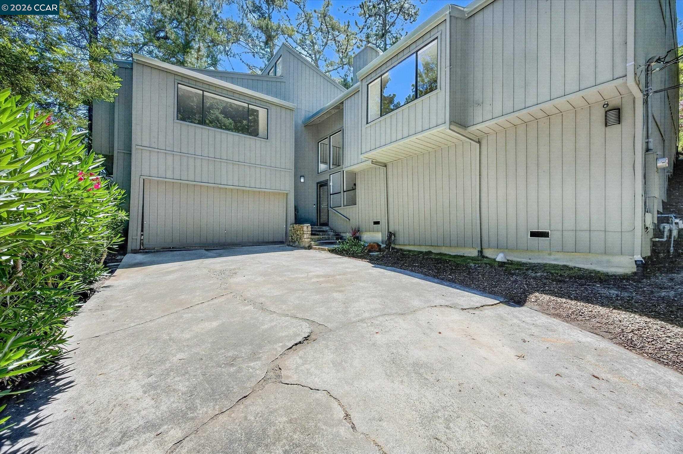 53 Sleepy Hollow Ln