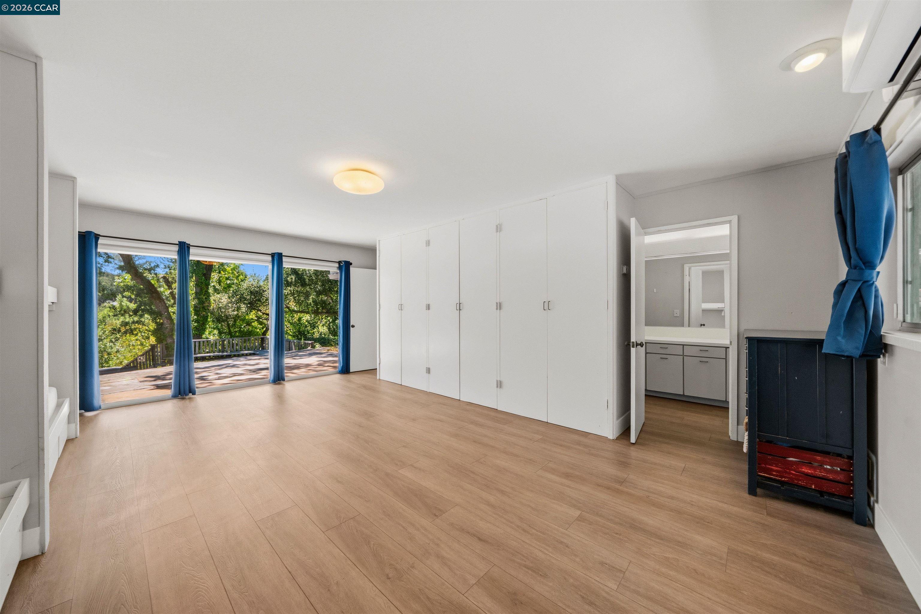 18 Sycamore Rd