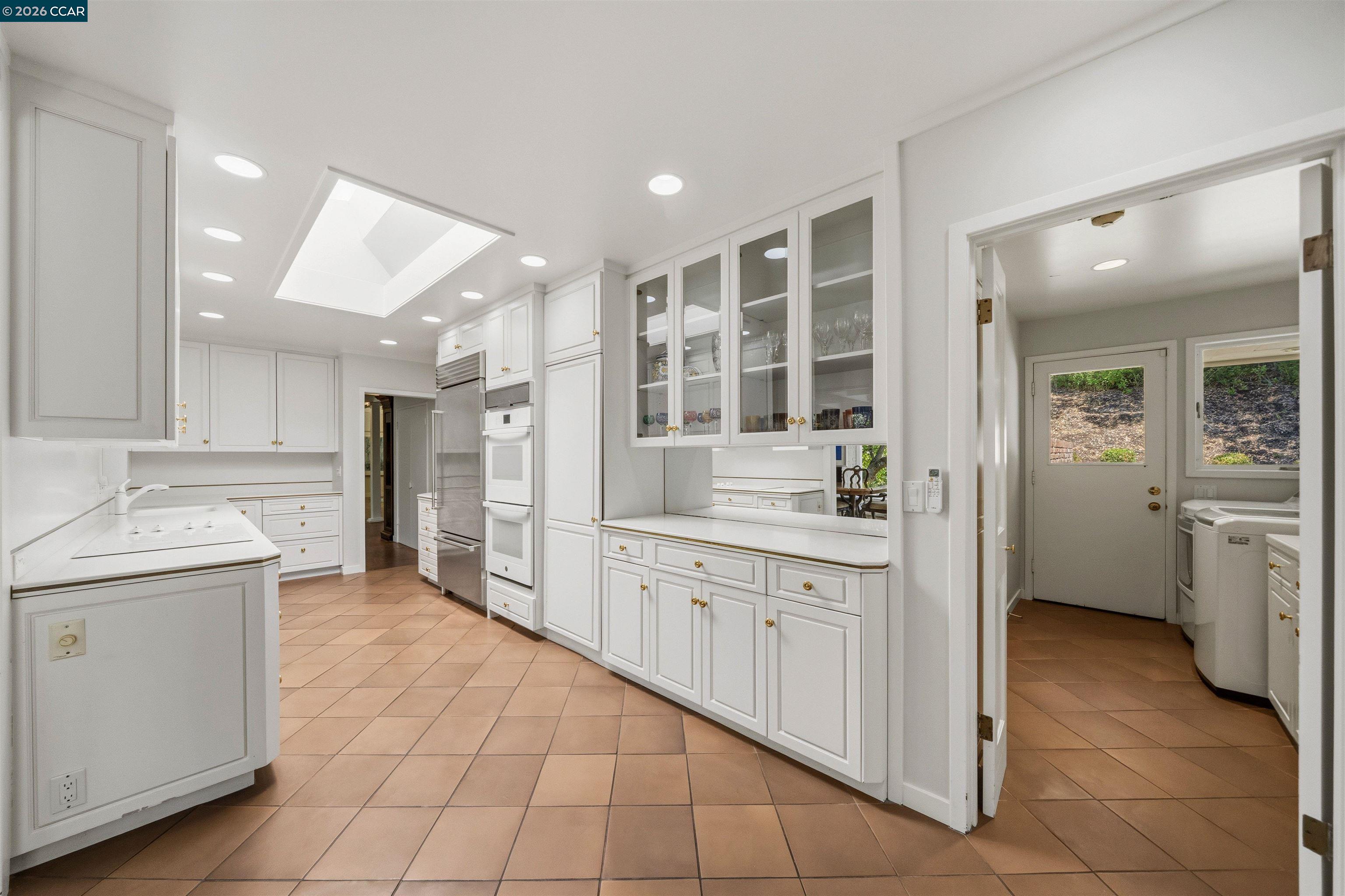 18 Sycamore Rd