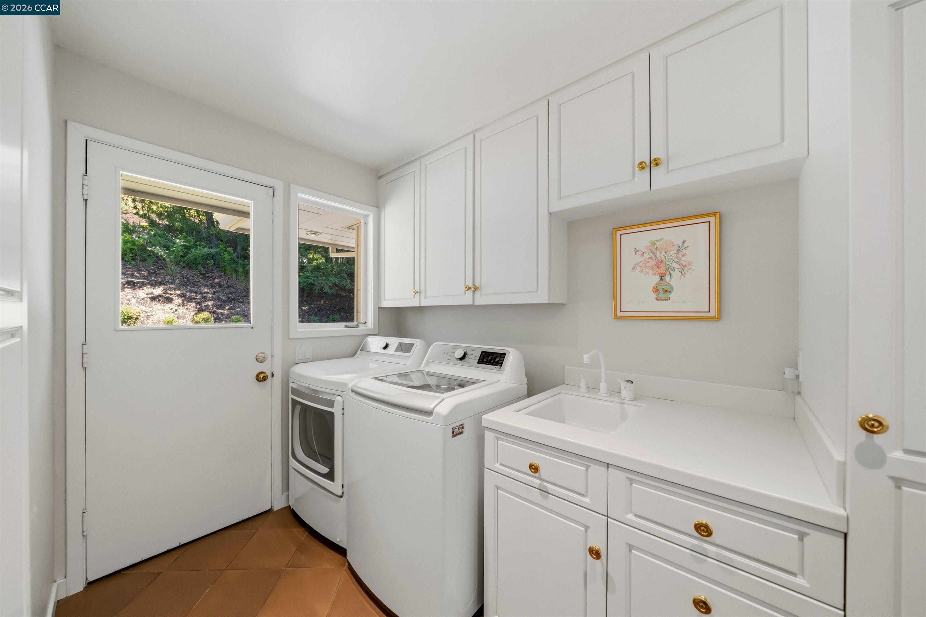18 Sycamore Rd