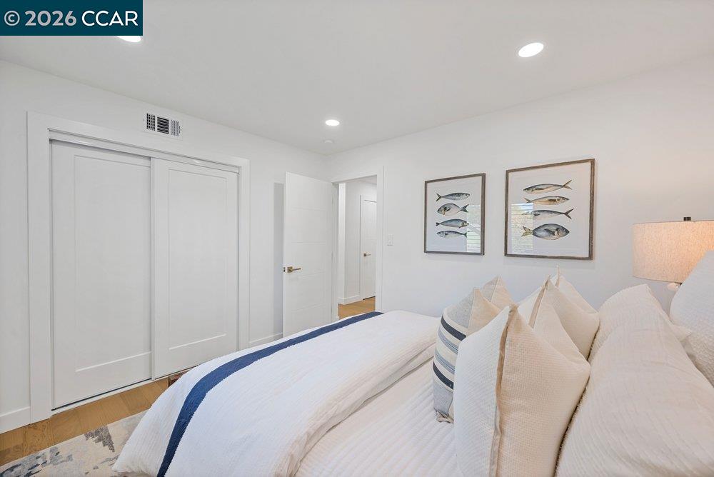 8 Ramona Dr