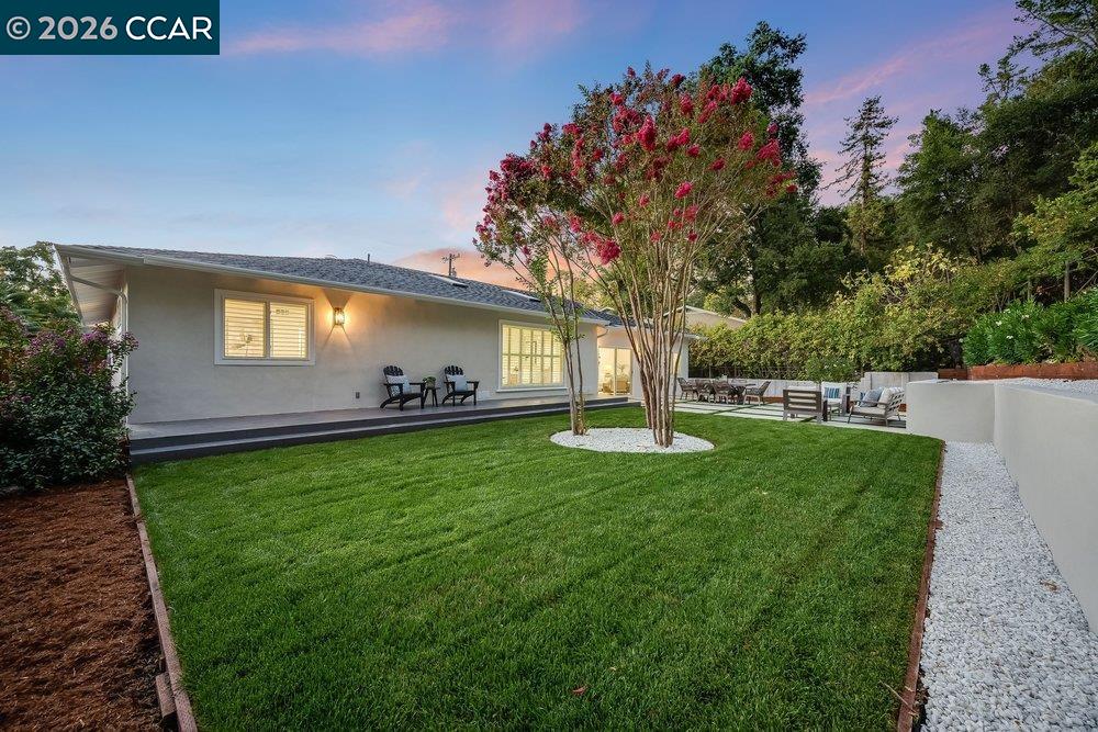 8 Ramona Dr