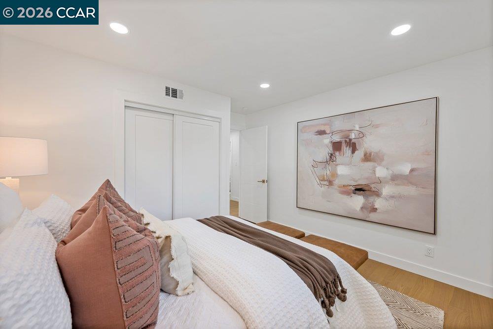 8 Ramona Dr