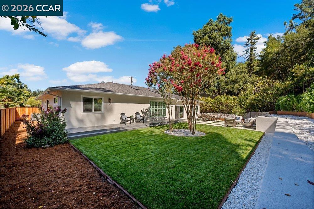 8 Ramona Dr