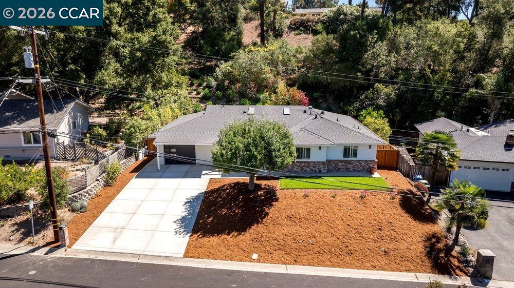 8 Ramona Dr