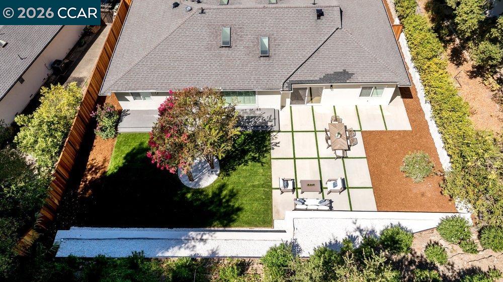 8 Ramona Dr
