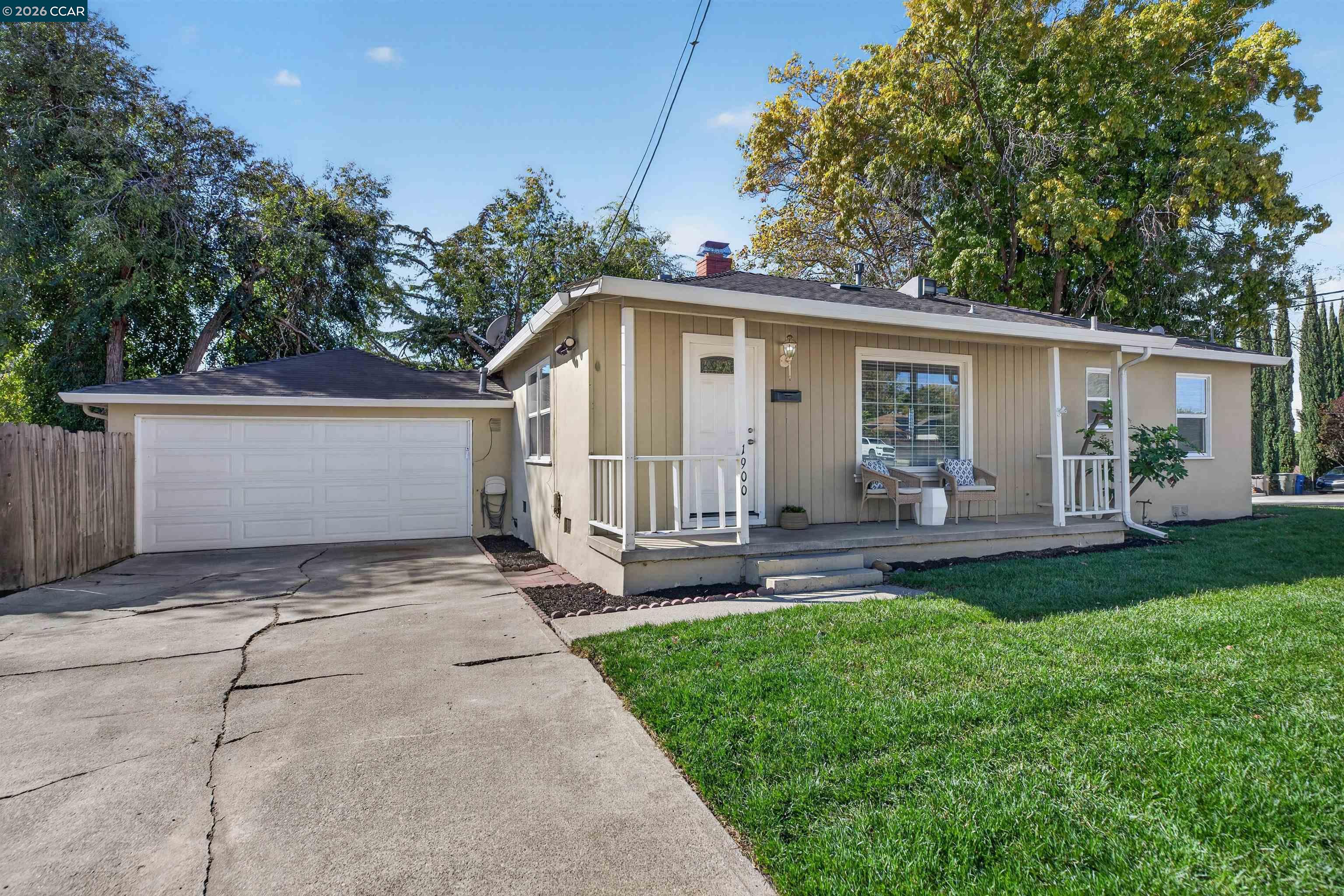 1900 Overhill Rd