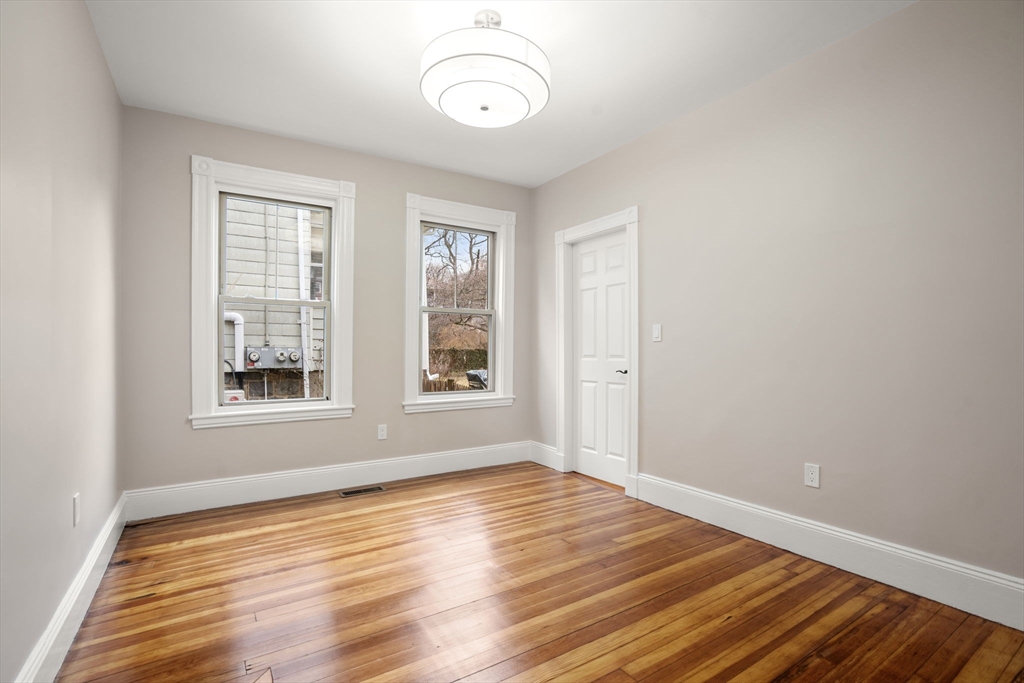 43 Ainsworth Street # 1
