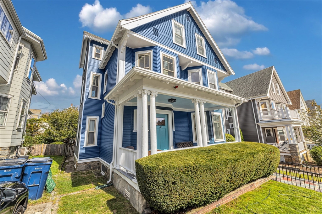 43 Ainsworth Street # 2