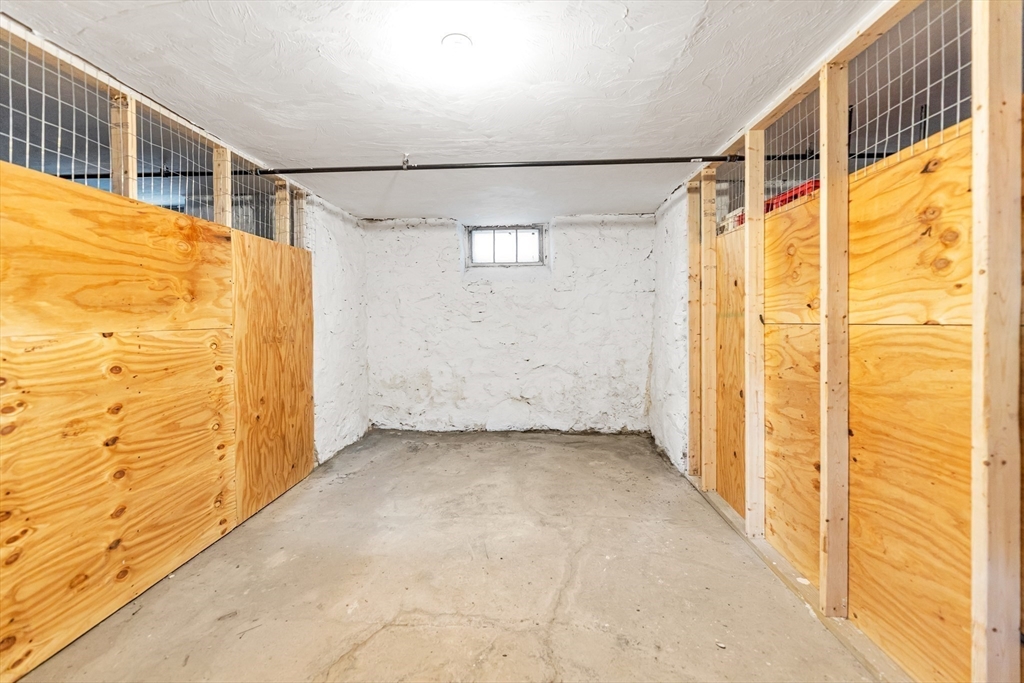 43 Ainsworth Street # 2
