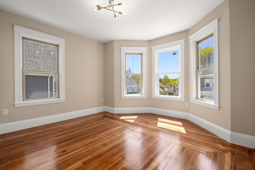 43 Ainsworth Street # 2