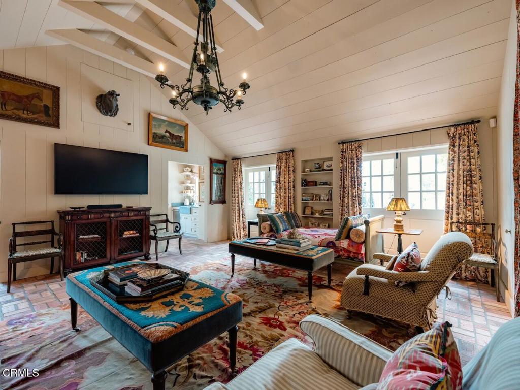 190 San Miguel Road