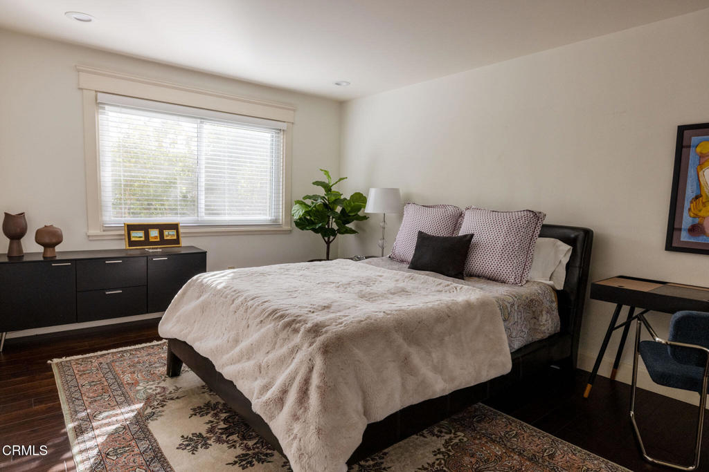 382 E California Boulevard 105