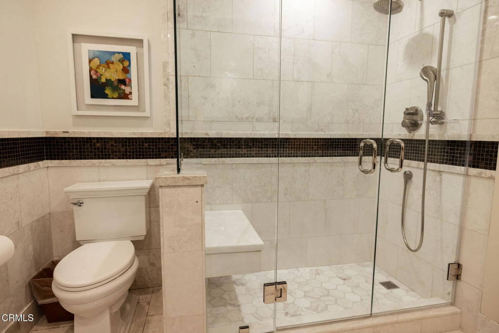 382 E California Boulevard 105