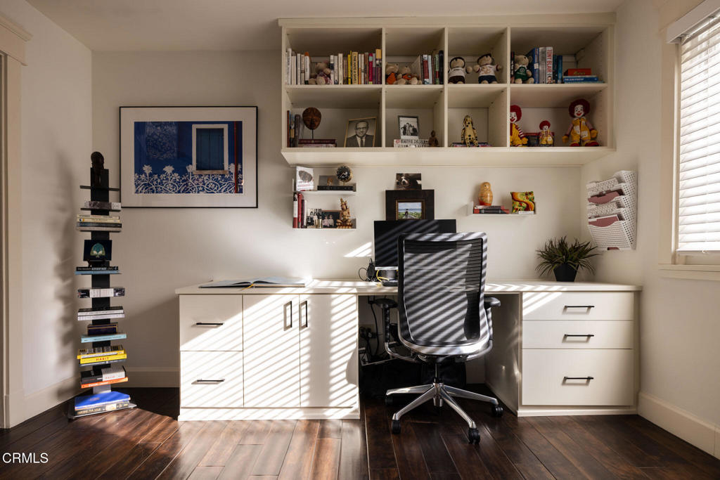 382 E California Boulevard 105