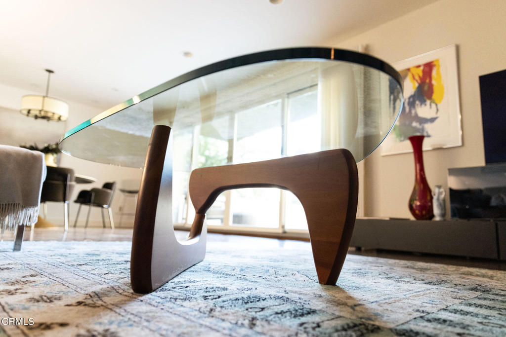 382 E California Boulevard 105