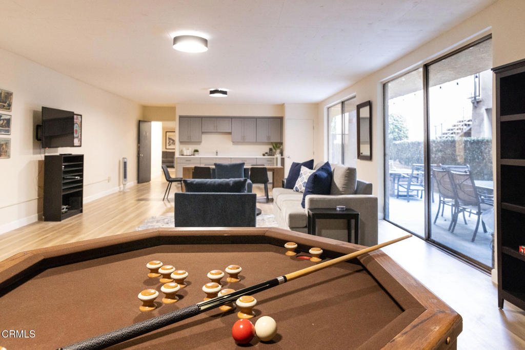 382 E California Boulevard 105