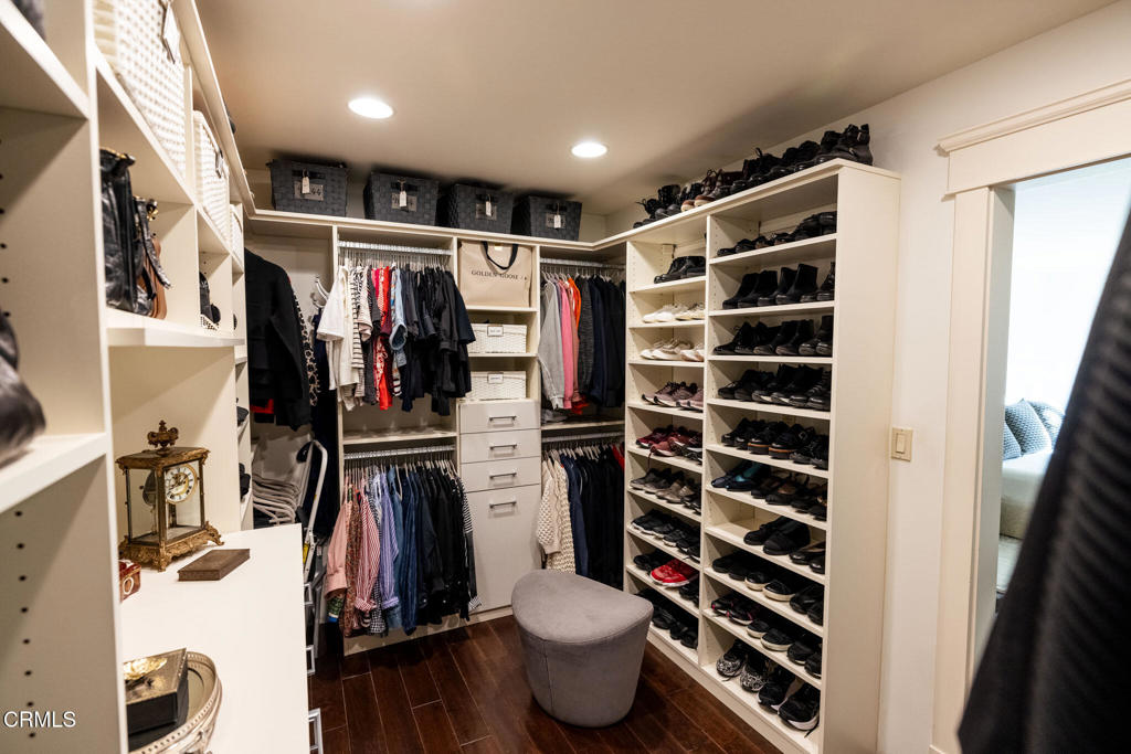 382 E California Boulevard 105