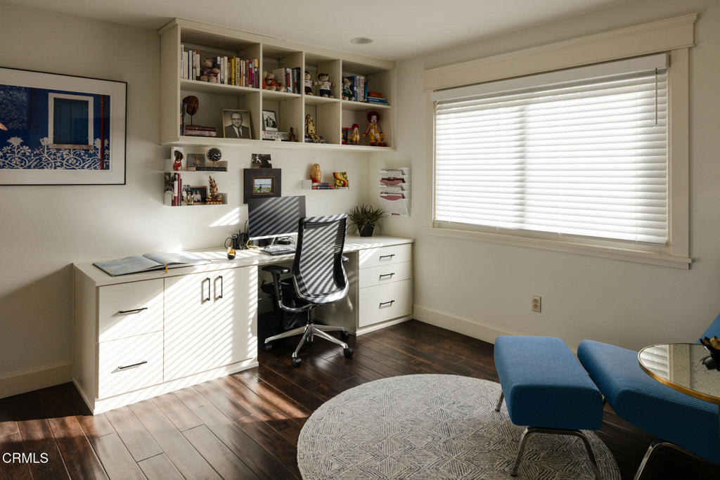 382 E California Boulevard 105