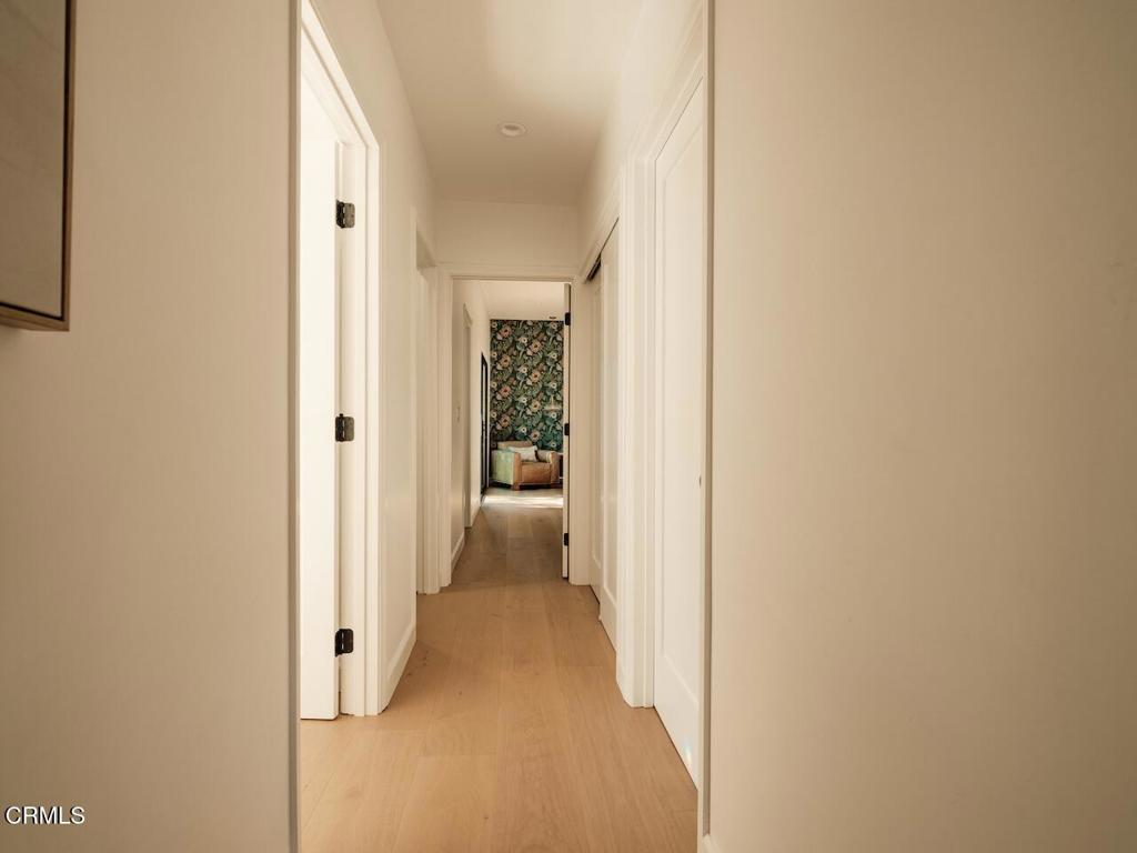 229 S Grand Oaks Avenue