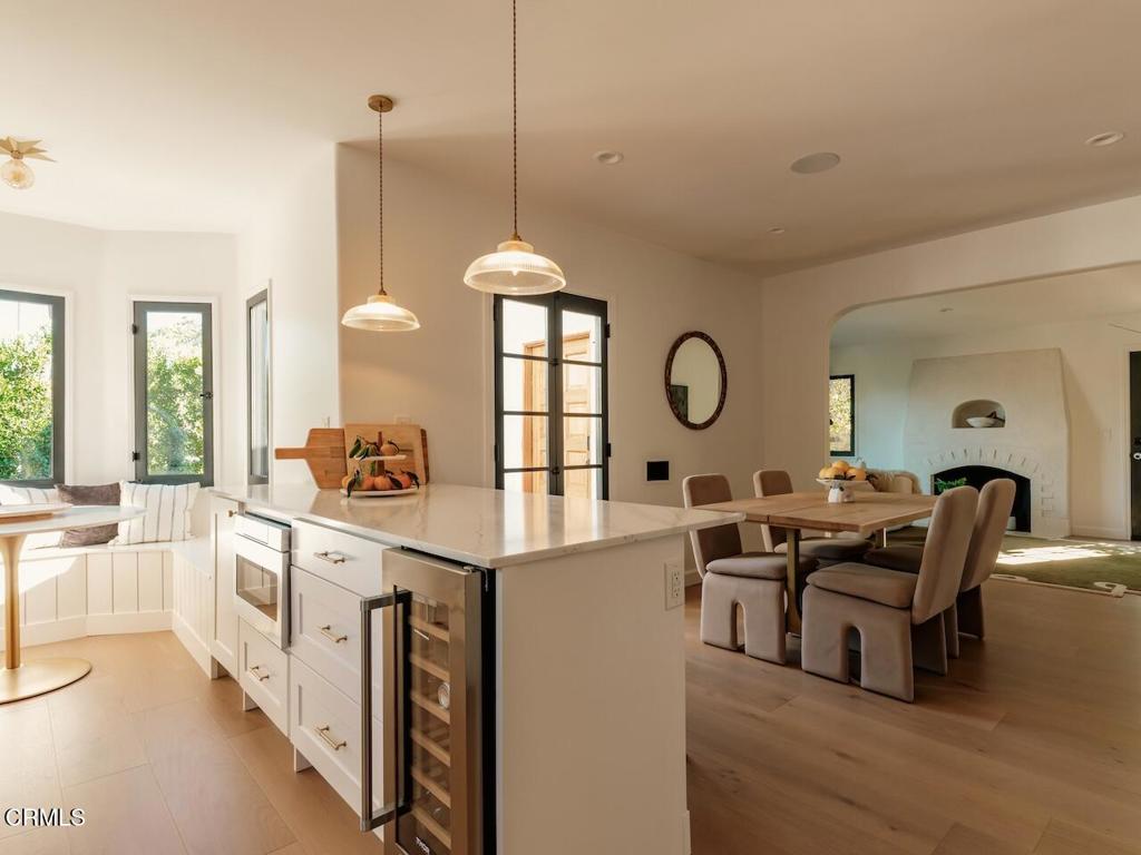 229 S Grand Oaks Avenue