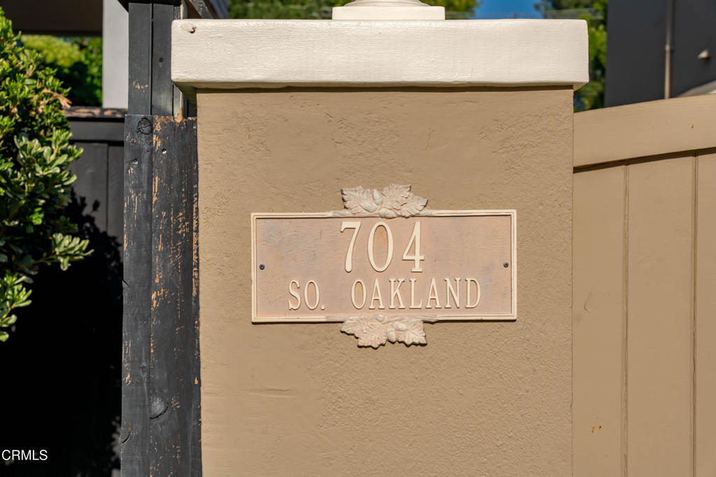 704 S Oakland Avenue