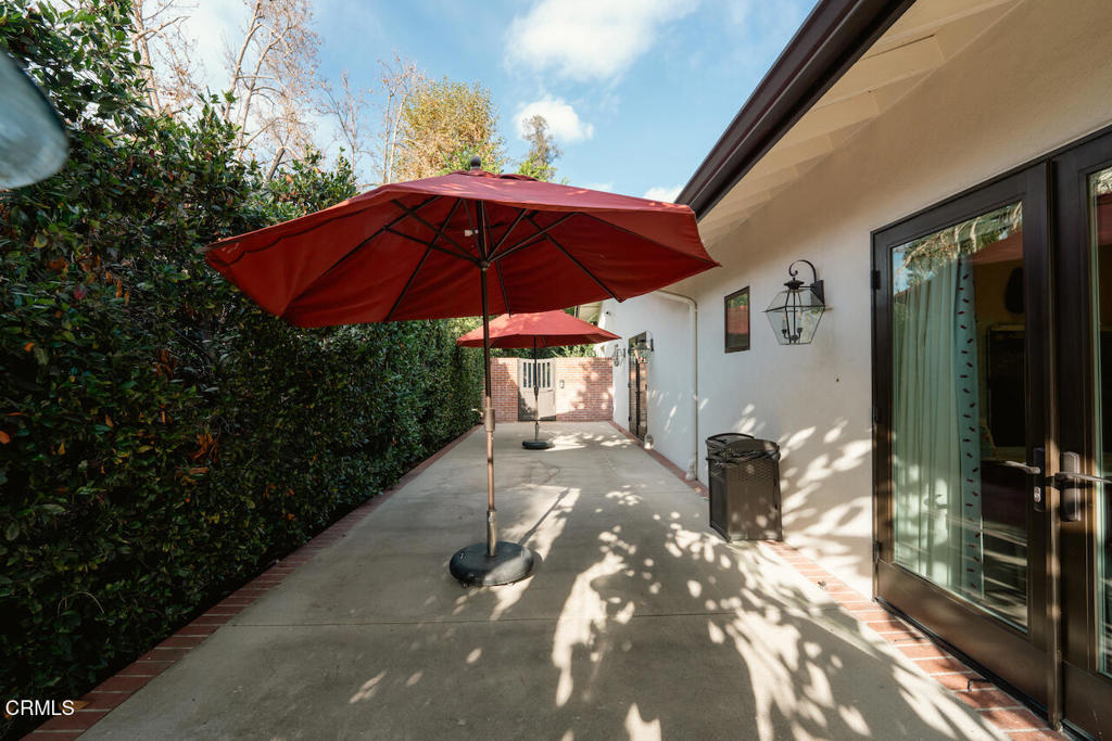 1410 Hillcrest Avenue